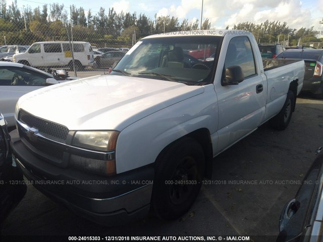 1GCEC14X55Z190567 - 2005 CHEVROLET SILVERADO C1500 WHITE photo 2