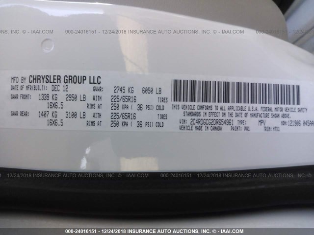 2C4RDGCG2DR654961 - 2013 DODGE GRAND CARAVAN SXT WHITE photo 9