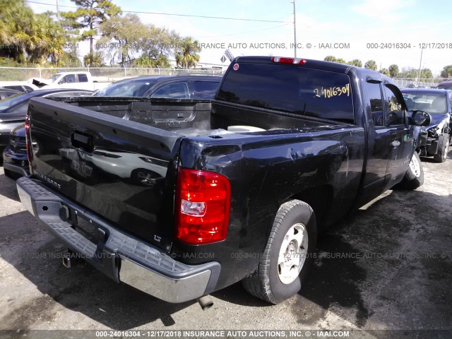 1GCEC19J48Z243669 - 2008 CHEVROLET SILVERADO C1500 BLACK photo 4