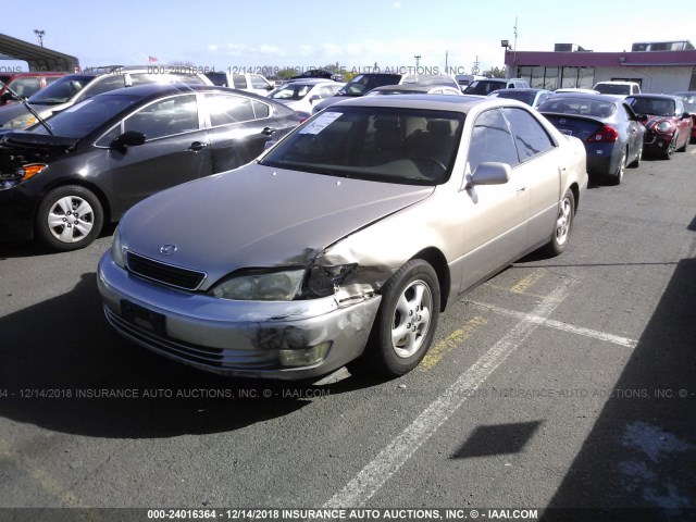 JT8BF28G6X0160784 - 1999 LEXUS ES 300 GOLD photo 2