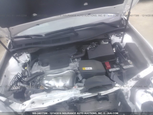 4T1BF1FK9HU726431 - 2017 TOYOTA CAMRY LE/XLE/SE/XSE თეთრი ფოტო 10