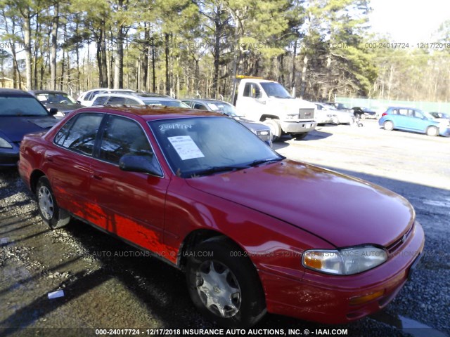 4T1BG12K9TU714422 - 1996 TOYOTA CAMRY DX/LE/XLE RED photo 1