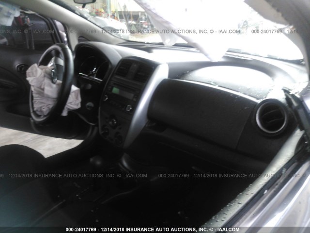 3N1CE2CP8GL379543 - 2016 NISSAN VERSA NOTE S/S PLUS/SV/SL/SR GRAY photo 5