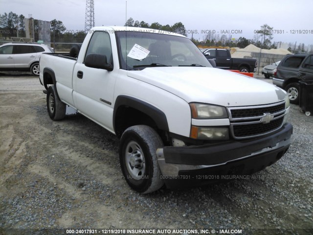 1GCHC24U37E144142 - 2007 CHEVROLET SILVERADO C2500 HEAVY DUTY WHITE photo 1