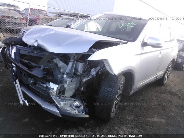 JA4AZ3A38GZ010165 - 2016 MITSUBISHI OUTLANDER SE/SEL SILVER photo 2