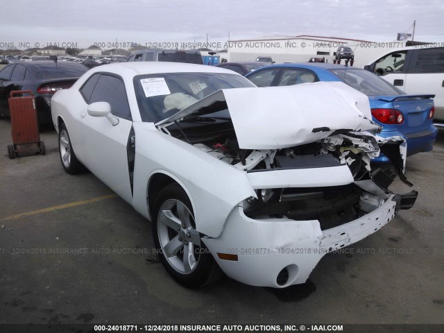 2C3CDYAG3DH660101 - 2013 DODGE CHALLENGER SXT WHITE photo 1