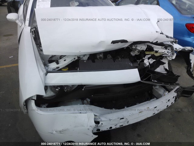 2C3CDYAG3DH660101 - 2013 DODGE CHALLENGER SXT WHITE photo 6