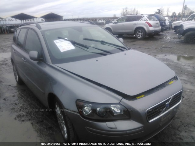 YV1MW682752106959 - 2005 VOLVO V50 T5 GRAY photo 1