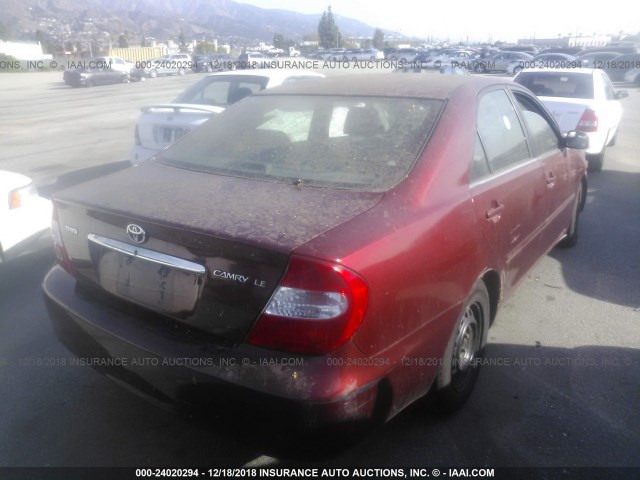 4T1BF32K22U018224 - 2002 TOYOTA CAMRY LE/XLE/SE RED photo 4