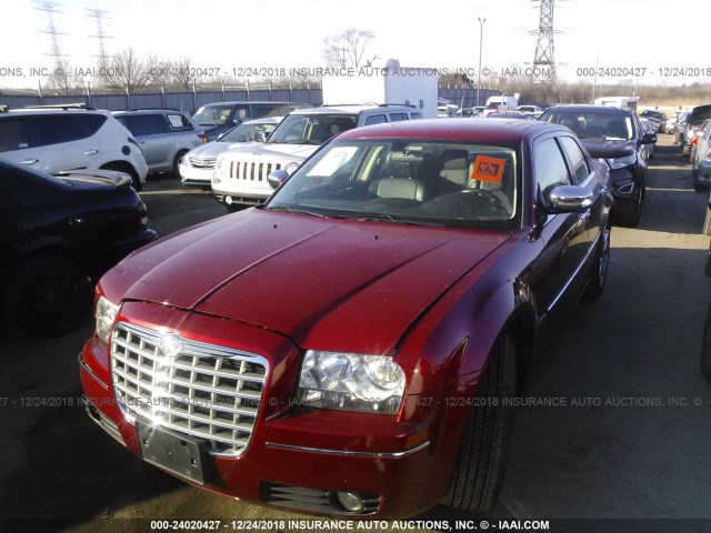 2C3CA5CV6AH132258 - 2010 CHRYSLER 300 TOURING RED photo 2