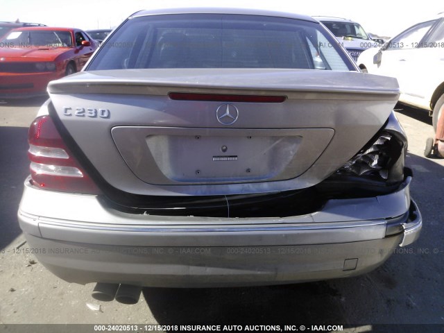 WDBRF52HX7E027417 - 2007 MERCEDES-BENZ C 230 GRAY photo 6