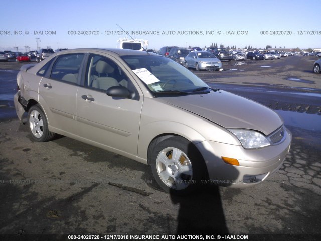 1FAHP34NX7W334720 - 2007 FORD FOCUS ZX4/S/SE/SES GOLD photo 1