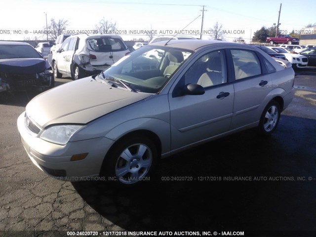 1FAHP34NX7W334720 - 2007 FORD FOCUS ZX4/S/SE/SES GOLD photo 2