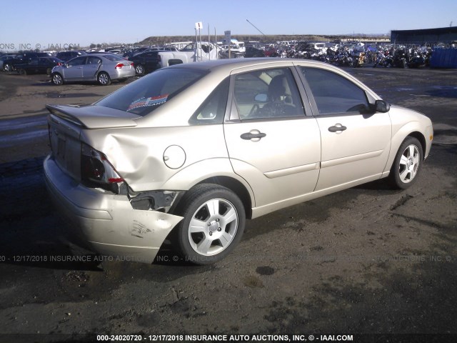 1FAHP34NX7W334720 - 2007 FORD FOCUS ZX4/S/SE/SES GOLD photo 4