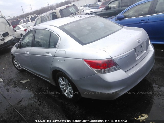 1HGCP26468A038144 - 2008 HONDA ACCORD LXP SILVER photo 3