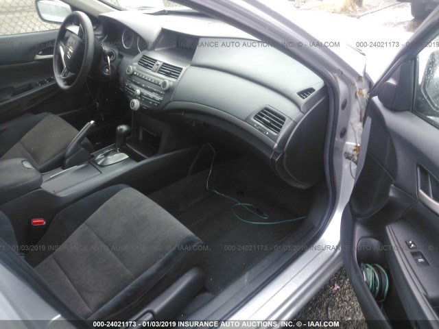 1HGCP26468A038144 - 2008 HONDA ACCORD LXP SILVER photo 5