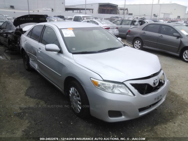 4T4BF3EK4AR031721 - 2010 TOYOTA CAMRY SE/LE/XLE 银色 照片 1
