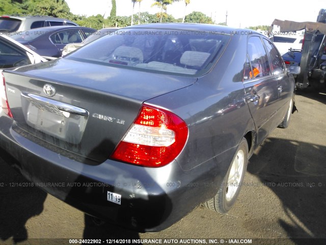 JTDBE32K930152292 - 2003 TOYOTA CAMRY LE/XLE GRAY photo 4