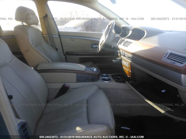 WBAHL83596DT04605 - 2006 BMW 750 GRAY photo 5