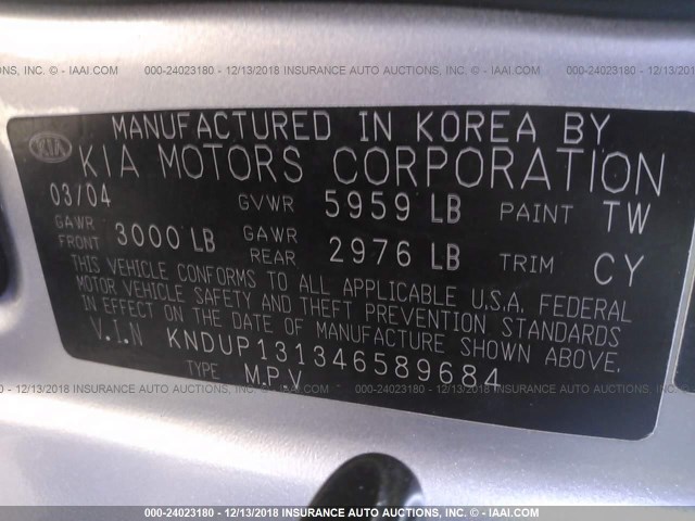 KNDUP131346589684 - 2004 KIA SEDONA EX/LX SILVER photo 9