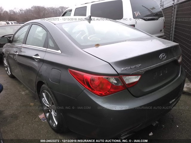 5NPEC4AC2BH285660 - 2011 HYUNDAI SONATA SE/LIMITED GRAY photo 3