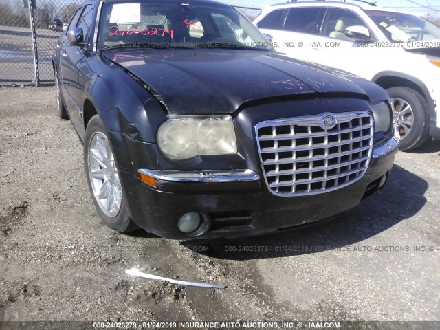 2C3LA63H46H114168 - 2006 CHRYSLER 300C BLACK photo 6