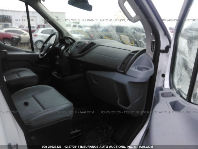 1FTYR2CM3JKB02871 - 2018 FORD TRANSIT WHITE photo 5