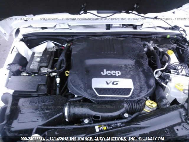 1C4HJWEGXHL523240 - 2017 JEEP WRANGLER UNLIMITED SAHARA WHITE photo 10