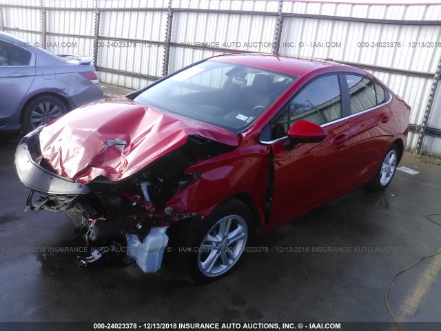 1G1BE5SMXH7227991 - 2017 CHEVROLET CRUZE LT RED photo 2