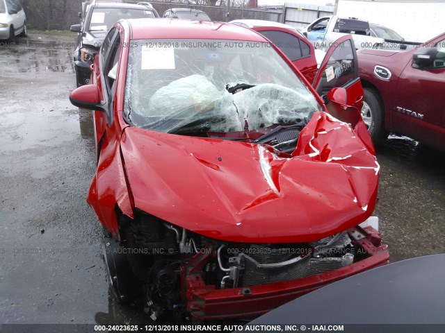 1G1JB5SH3H4141477 - 2017 CHEVROLET SONIC LS 红色 照片 6