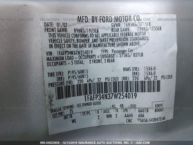 1FAFP34N37W254019 - 2007 FORD FOCUS ZX4/S/SE/SES SILVER photo 9