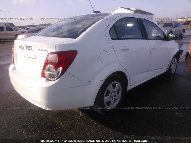 1G1JA5SH3F4140328 - 2015 CHEVROLET SONIC LS 白色 照片 4