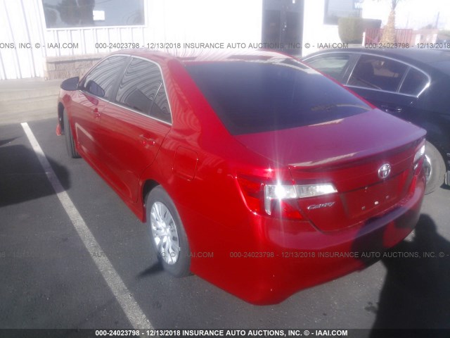 4T1BF1FK5EU738359 - 2014 TOYOTA CAMRY L/SE/LE/XLE RED photo 3