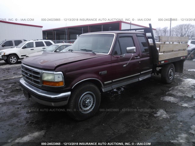 1FTHX25M1NKA01272 - 1992 FORD F250 RED photo 2