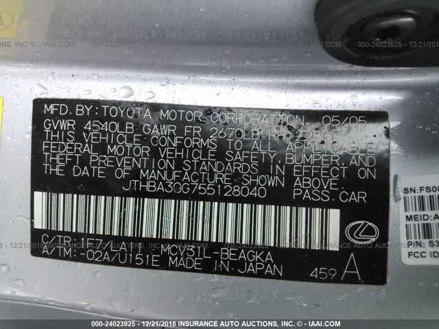 JTHBA30G755128040 - 2005 LEXUS ES 330 SILVER photo 9