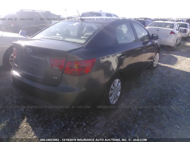 KNAFU4A29D5732476 - 2013 KIA FORTE EX BROWN photo 4