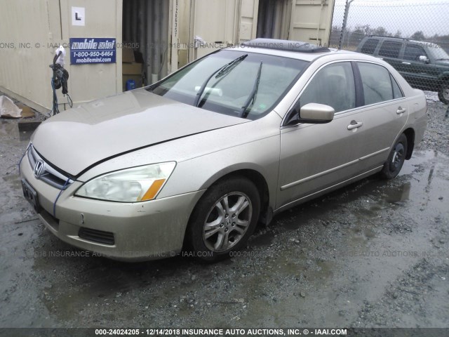 1HGCM56807A188813 - 2007 HONDA ACCORD TAN photo 2