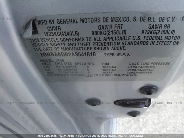 3GNBAADB2AS541818 - 2010 CHEVROLET HHR LS Gümüş fotoğraf 9