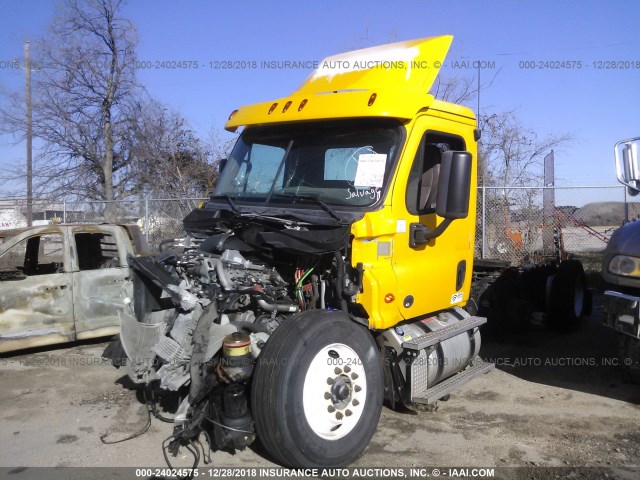 3AKJGEDV1GSGW5856 - 2016 FREIGHTLINER CASCADIA 125  Unknown photo 2