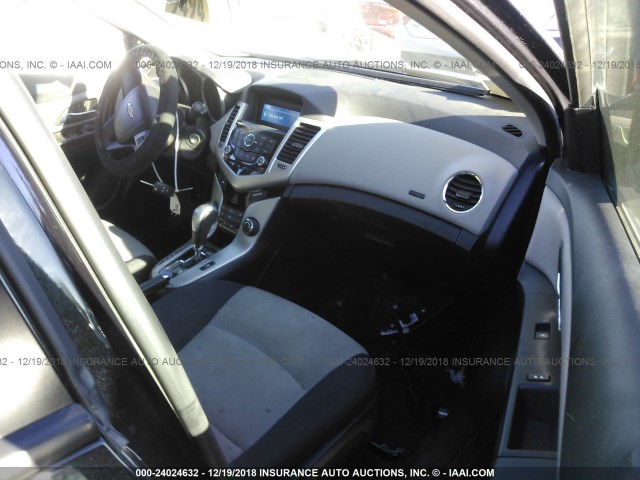 1G1PA5SG9F7117796 - 2015 CHEVROLET CRUZE LS GRAY photo 5