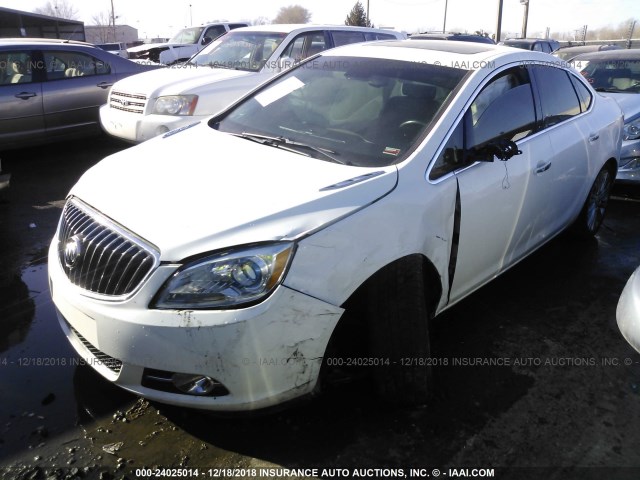 1G4PR5SK1D4189221 - 2013 BUICK VERANO CONVENIENCE WHITE photo 2