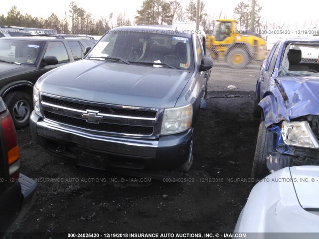 2GCEC19C981311300 - 2008 CHEVROLET SILVERADO C1500 BLUE photo 2