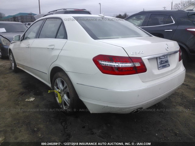 WDDHF8HB3AA097136 - 2010 MERCEDES-BENZ E 350 4MATIC WHITE photo 3