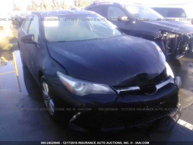 4T1BF1FK4HU799934 - 2017 TOYOTA CAMRY LE/XLE/SE/XSE BLACK photo 1