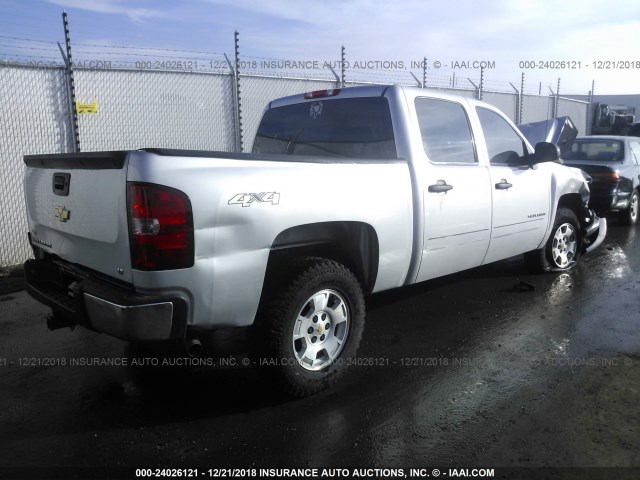 1GCPKSE35BF122277 - 2011 CHEVROLET SILVERADO K1500 LT SILVER photo 4