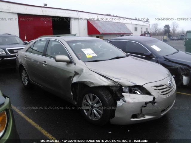 JTNBE46K473061575 - 2007 TOYOTA CAMRY NEW GENERAT CE/LE/XLE/SE GOLD photo 1