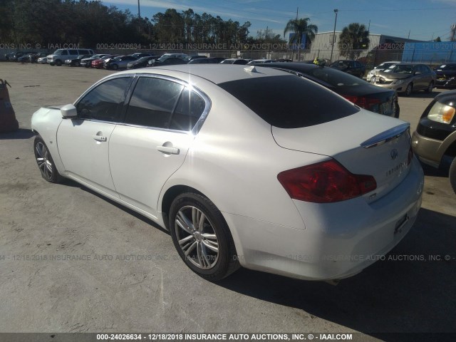 JN1CV6AR9FM523178 - 2015 INFINITI Q40 WHITE photo 3