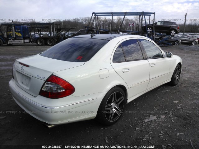 WDBUF87X38B216649 - 2008 MERCEDES-BENZ E 350 4MATIC WHITE photo 4