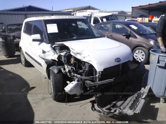 KNDJT2A26B7708044 - 2011 KIA SOUL +/!/SPORT WHITE photo 1