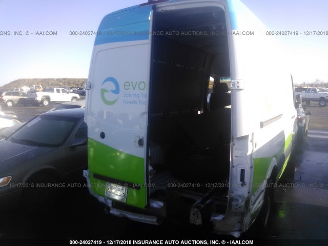 WD3PE7DC9E5924518 - 2014 MERCEDES-BENZ SPRINTER 2500 WHITE photo 6